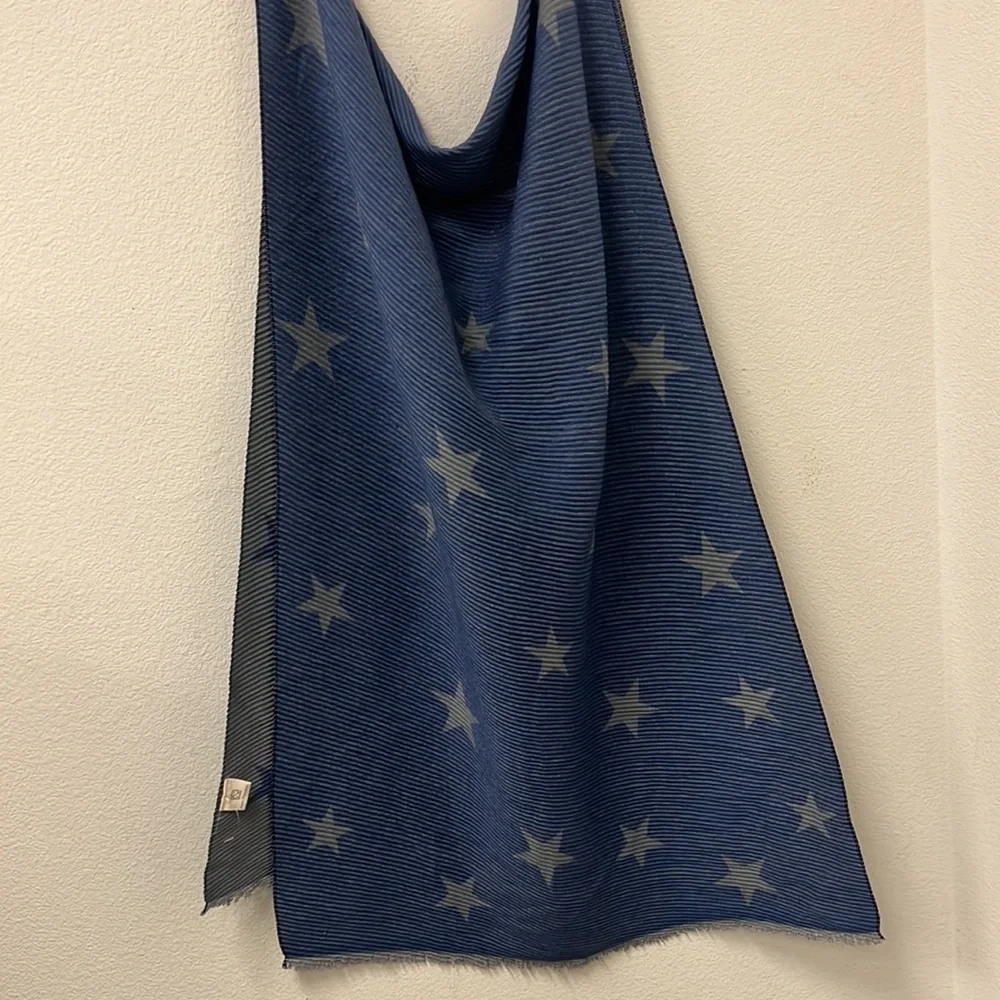 Pretty Persuasions Knit Star Long Scarf - Picture 8 of 8